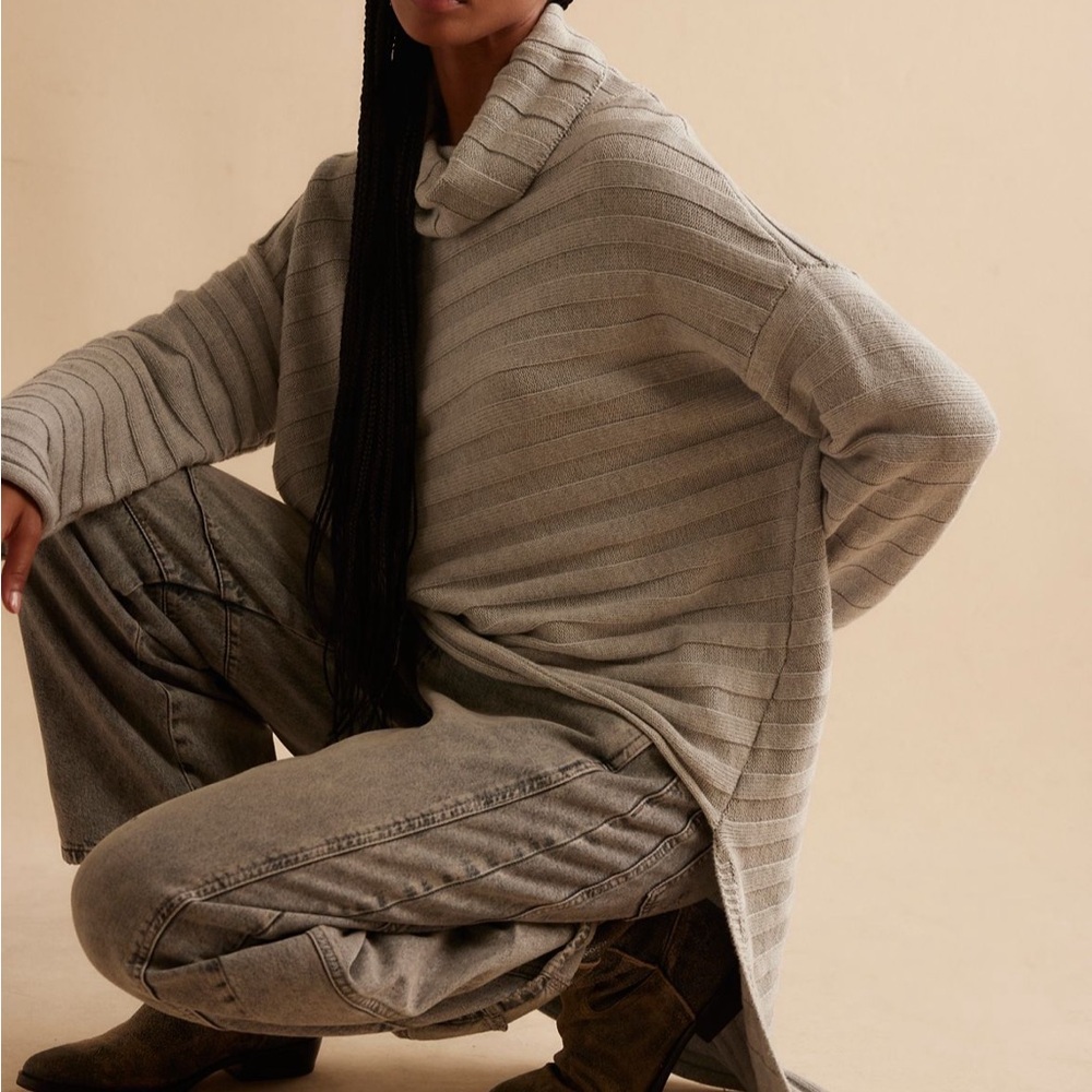 We The Free Light Gray Cowl Neck Sweater - Picture 4 of 6